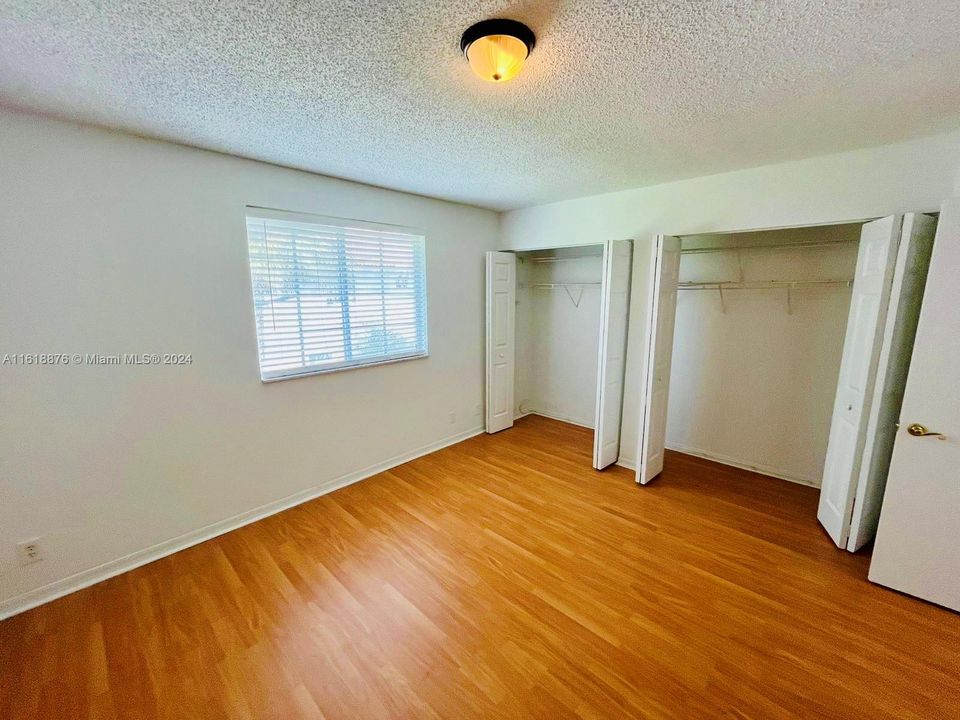 For Rent: $3,350 (3 beds, 2 baths, 1443 Square Feet)