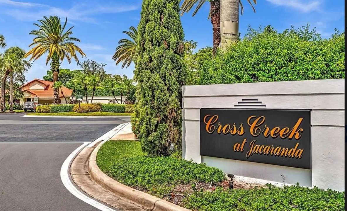 Recently Sold: $639,000 (3 beds, 2 baths, 1731 Square Feet)