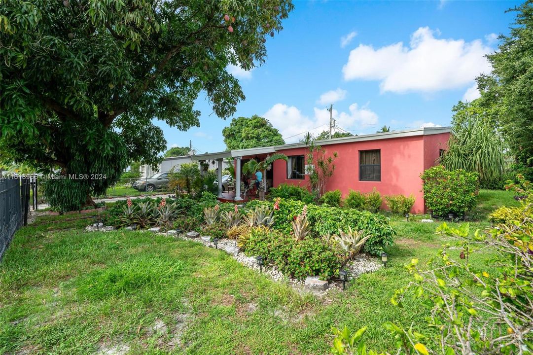 Recently Sold: $395,000 (3 beds, 1 baths, 1507 Square Feet)