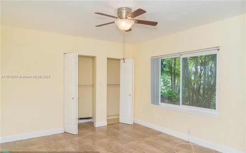 For Rent: $2,600 (2 beds, 2 baths, 1200 Square Feet)