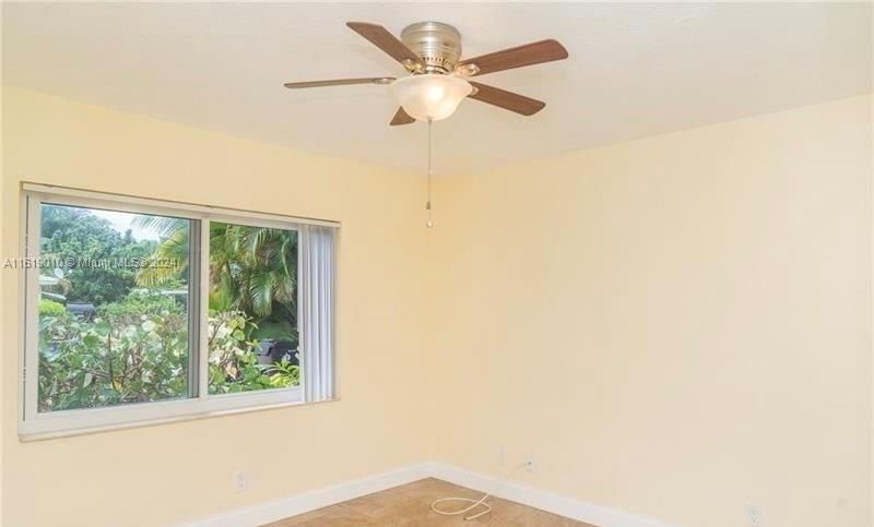 For Rent: $2,600 (2 beds, 2 baths, 1200 Square Feet)