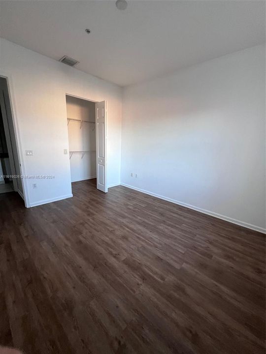 Recently Rented: $2,000 (1 beds, 1 baths, 775 Square Feet)