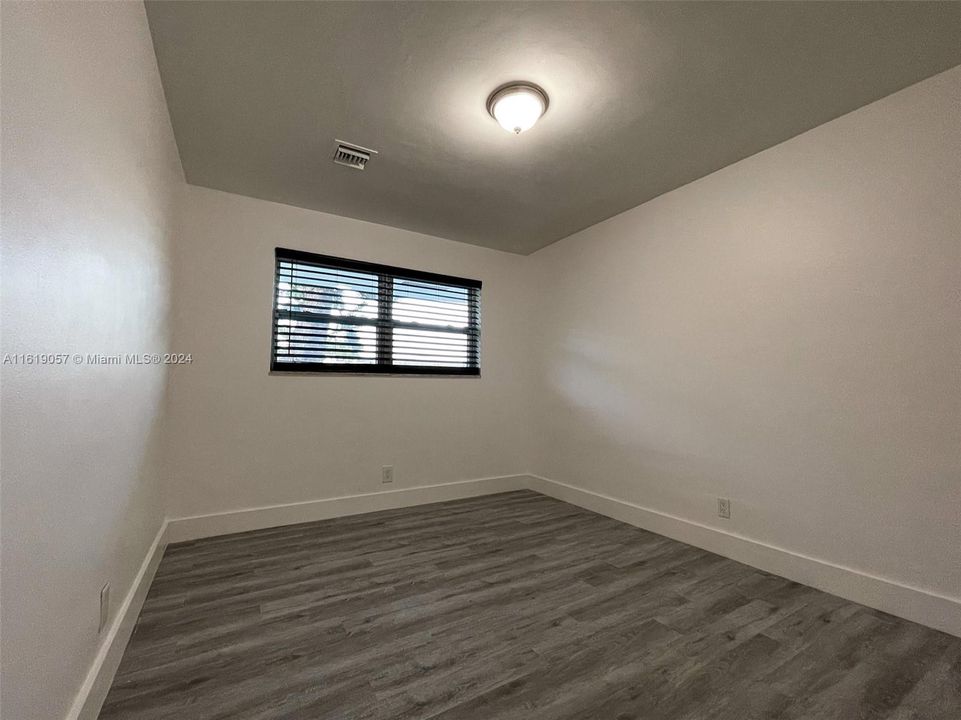 Recently Rented: $1,750 (1 beds, 1 baths, 480 Square Feet)