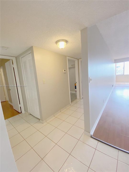 For Rent: $2,300 (2 beds, 2 baths, 1350 Square Feet)