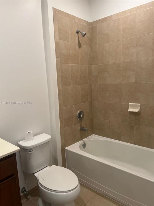 Recently Rented: $3,150 (3 beds, 2 baths, 1335 Square Feet)