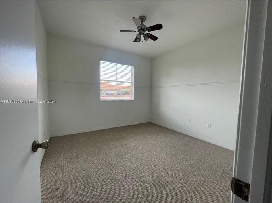 Recently Rented: $2,850 (2 beds, 2 baths, 1050 Square Feet)