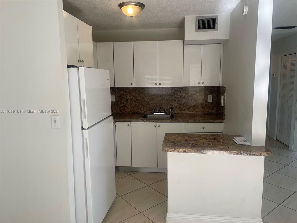 Recently Sold: $199,000 (2 beds, 2 baths, 816 Square Feet)