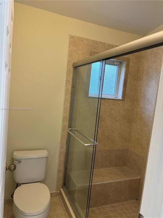 Recently Sold: $454,000 (3 beds, 2 baths, 1204 Square Feet)