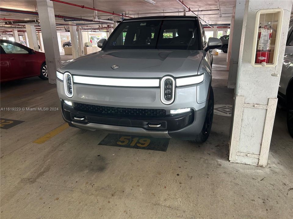 Recently Sold: $325,000 (2 beds, 2 baths, 1383 Square Feet)