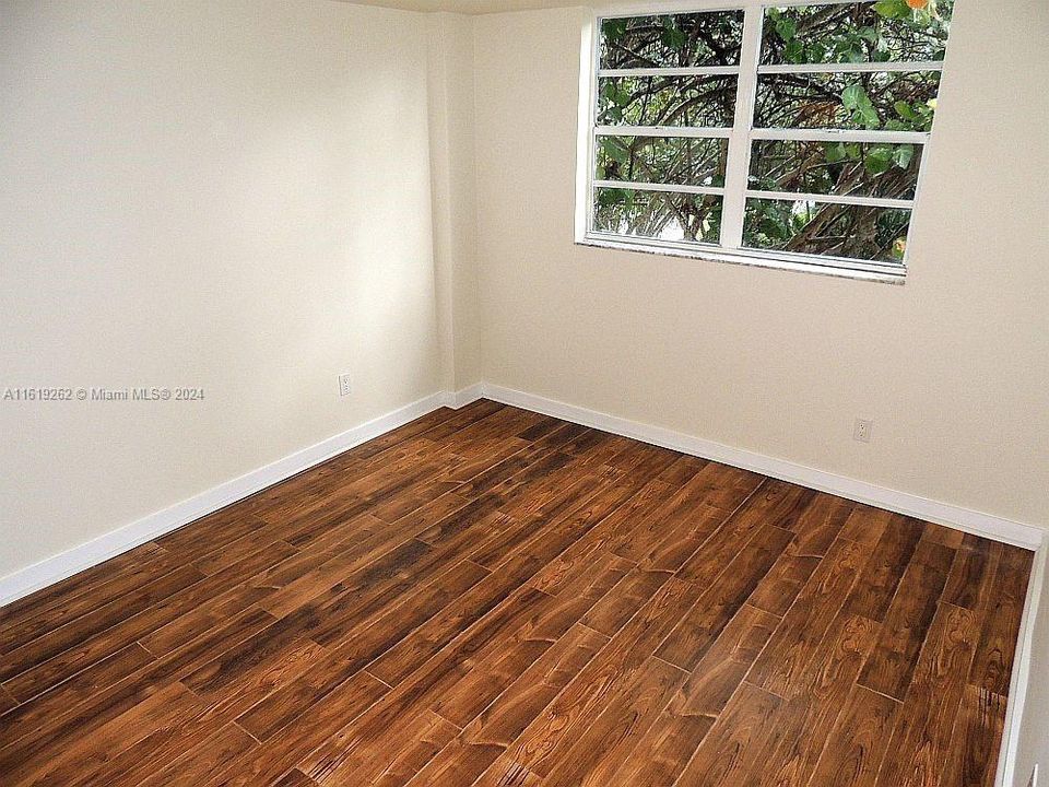 Recently Rented: $2,350 (1 beds, 1 baths, 723 Square Feet)