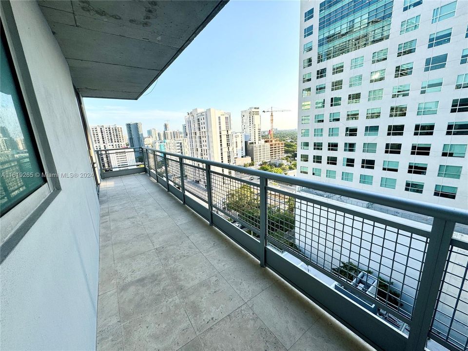 Vendido Recientemente: $380,000 (1 camas, 1 baños, 638 Pies cuadrados)