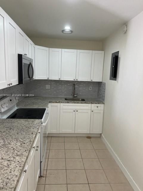 Recently Rented: $1,800 (1 beds, 1 baths, 580 Square Feet)