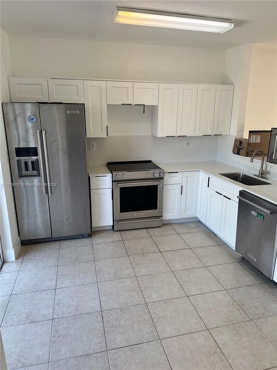 Recently Rented: $2,350 (2 beds, 2 baths, 1130 Square Feet)