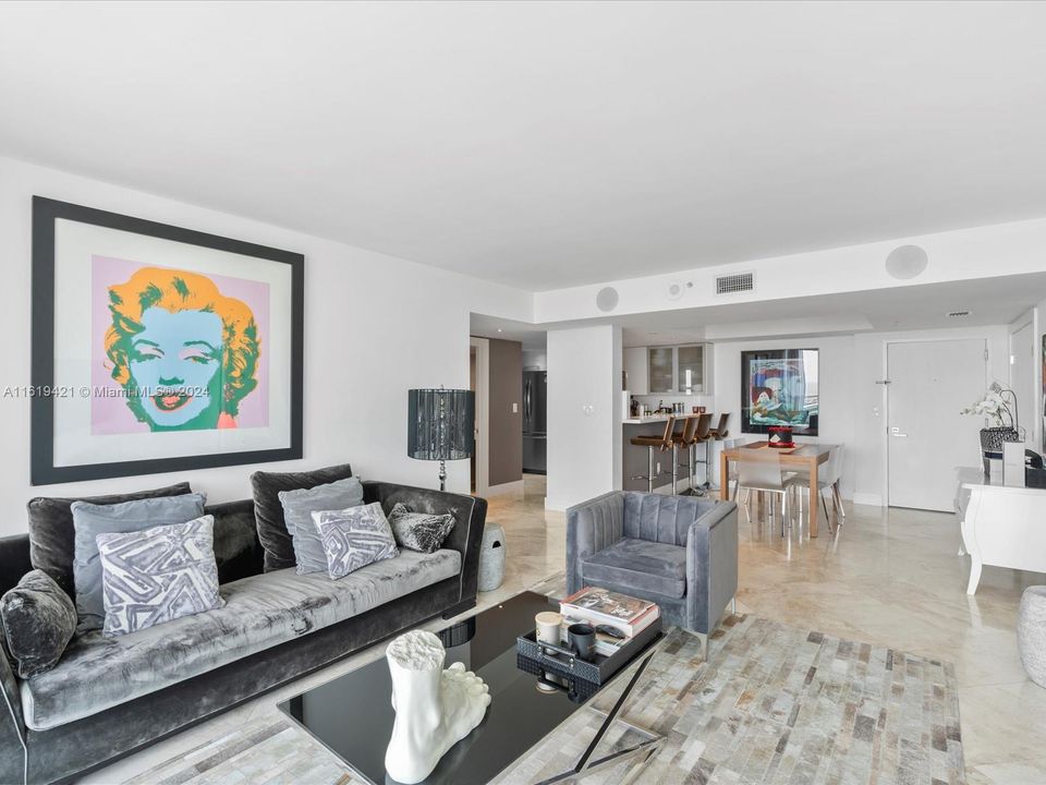 Active With Contract: $5,500 (2 beds, 2 baths, 1078 Square Feet)