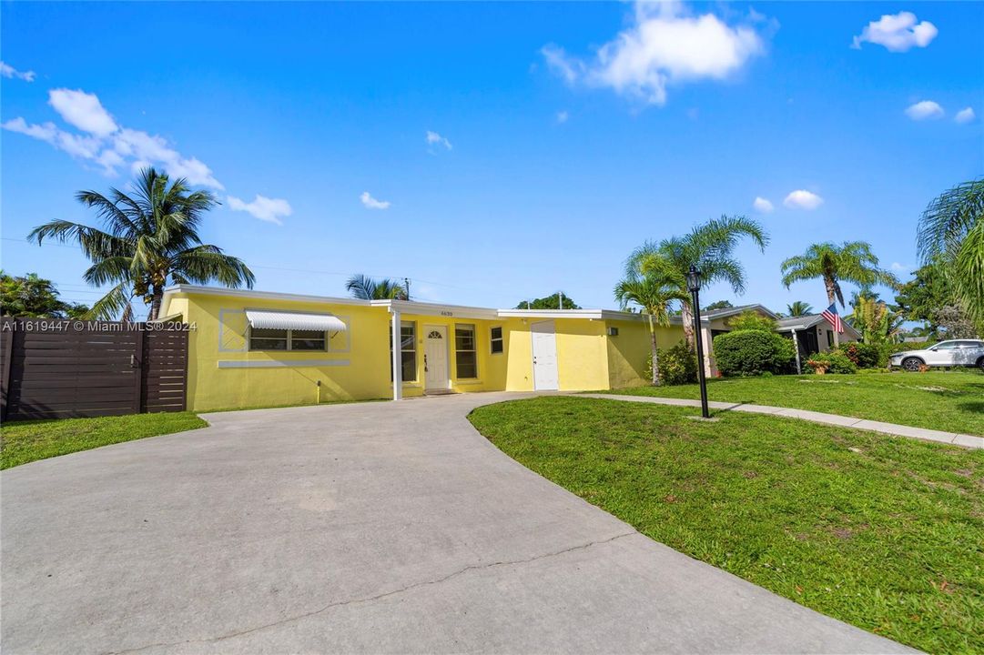 Recently Sold: $459,900 (3 beds, 1 baths, 1172 Square Feet)