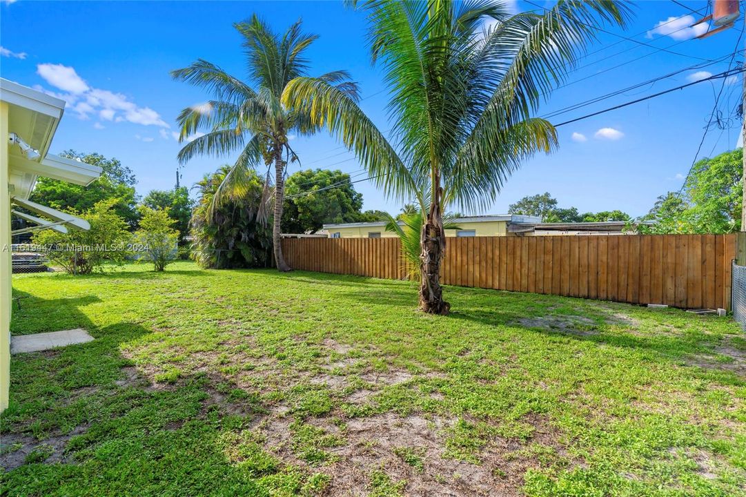 Recently Sold: $459,900 (3 beds, 1 baths, 1172 Square Feet)