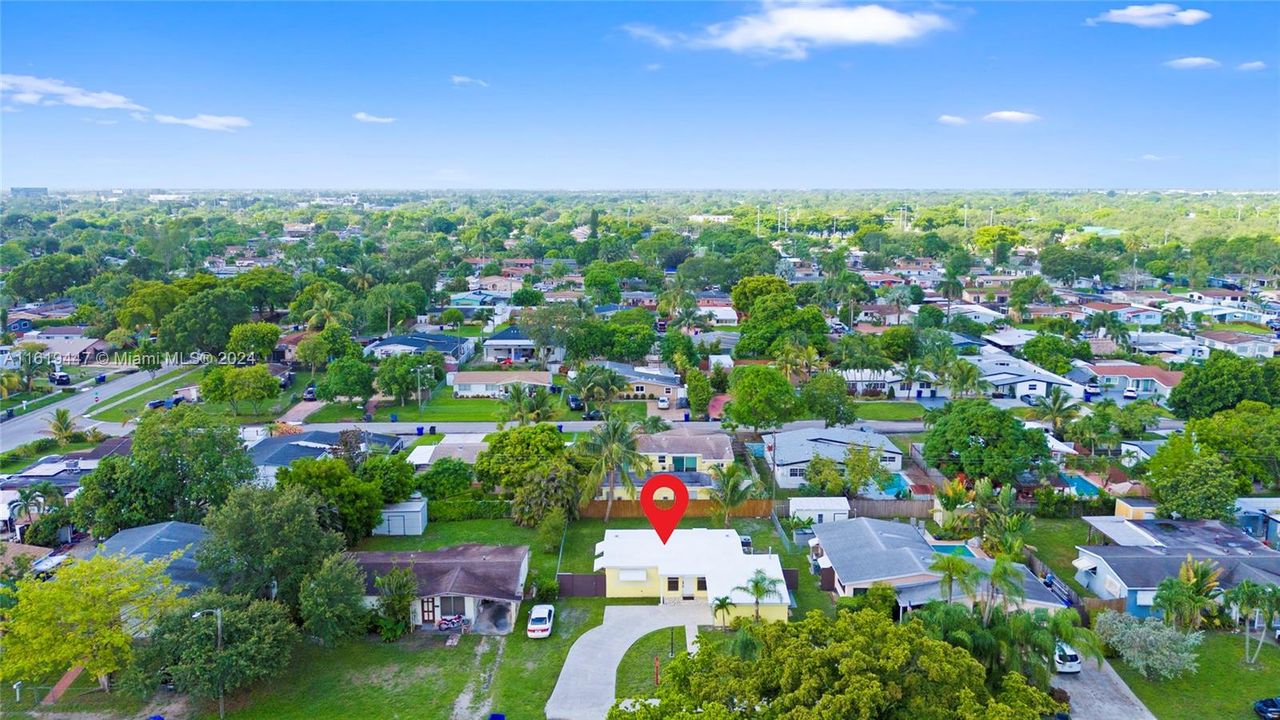 Recently Sold: $459,900 (3 beds, 1 baths, 1172 Square Feet)