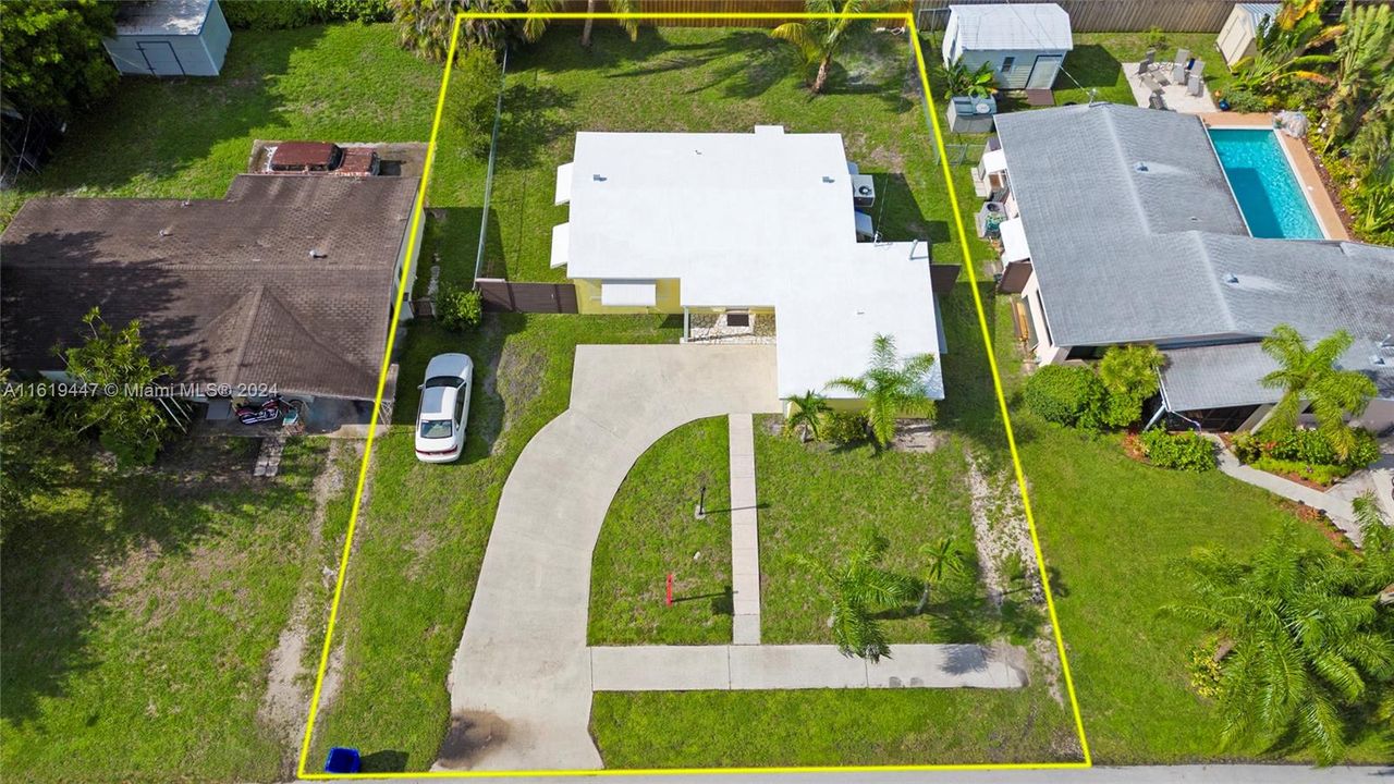 Recently Sold: $459,900 (3 beds, 1 baths, 1172 Square Feet)