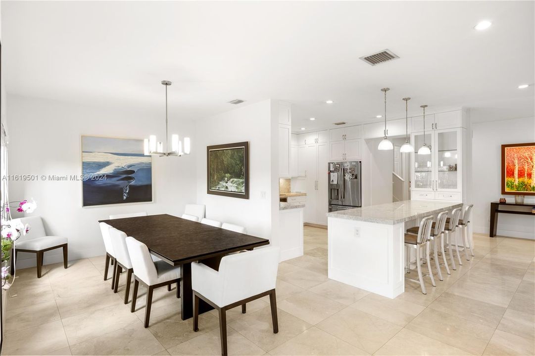 Recently Rented: $6,500 (4 beds, 4 baths, 2615 Square Feet)