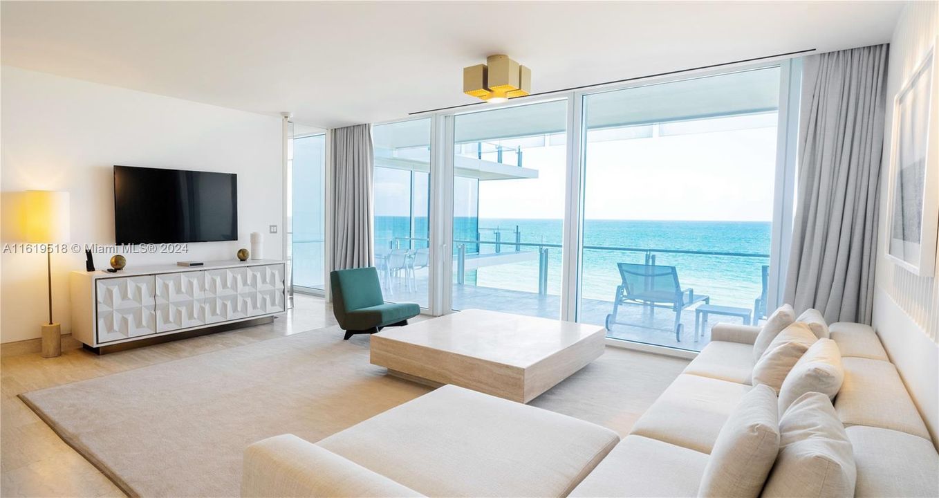 Recently Sold: $8,250,000 (1 beds, 2 baths, 1823 Square Feet)