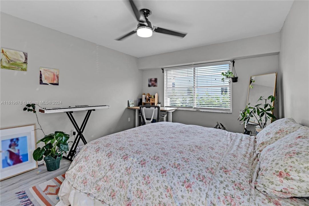 Recently Sold: $385,000 (1 beds, 1 baths, 814 Square Feet)