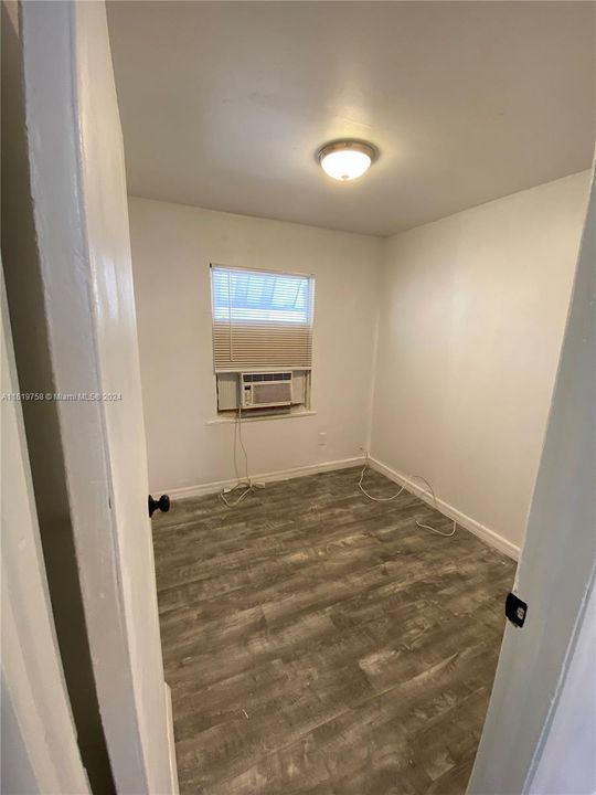 Recently Rented: $1,675 (2 beds, 1 baths, 0 Square Feet)