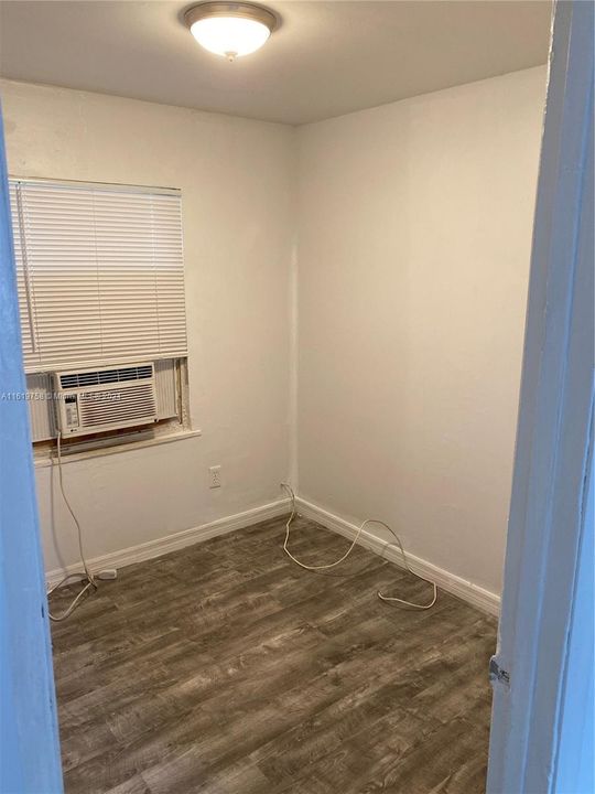 Recently Rented: $1,675 (2 beds, 1 baths, 0 Square Feet)