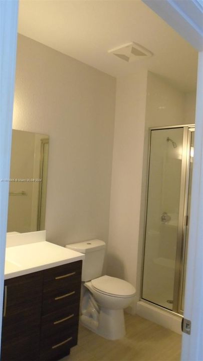 For Rent: $2,649 (2 beds, 2 baths, 1276 Square Feet)