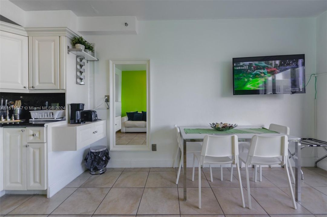 Recently Sold: $250,000 (0 beds, 1 baths, 330 Square Feet)