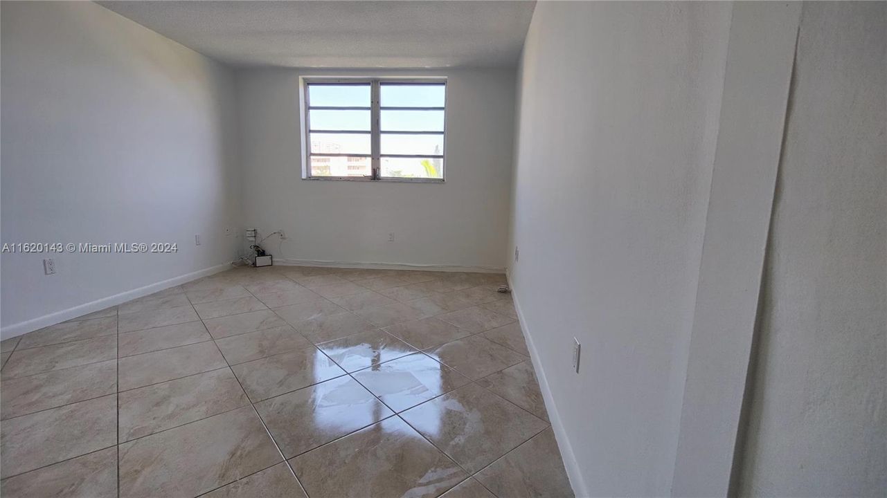 En Venta: $175,000 (1 camas, 1 baños, 768 Pies cuadrados)