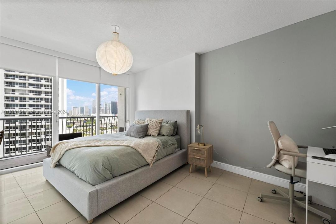 Recently Rented: $2,650 (1 beds, 1 baths, 791 Square Feet)