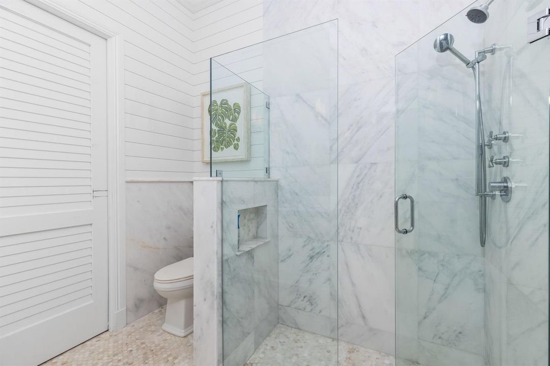 Guest House Bath