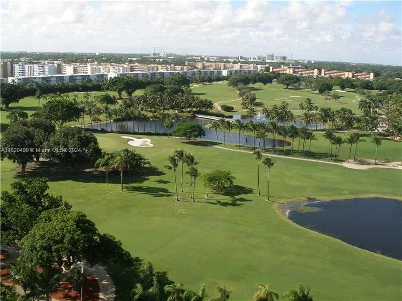 Recently Rented: $2,399 (1 beds, 1 baths, 915 Square Feet)