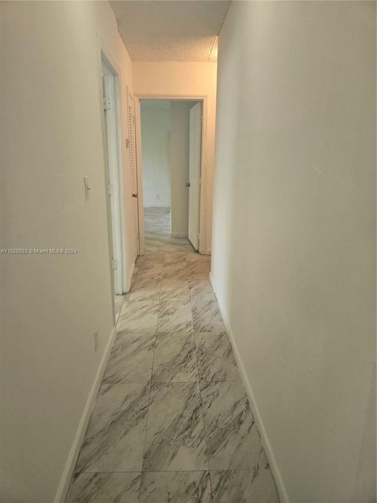 Recently Rented: $3,350 (3 beds, 2 baths, 1921 Square Feet)