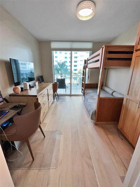 En Venta: $579,000 (3 camas, 2 baños, 1597 Pies cuadrados)