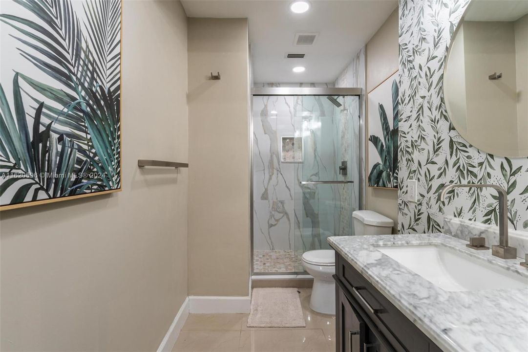 Recently Sold: $530,000 (3 beds, 2 baths, 1816 Square Feet)