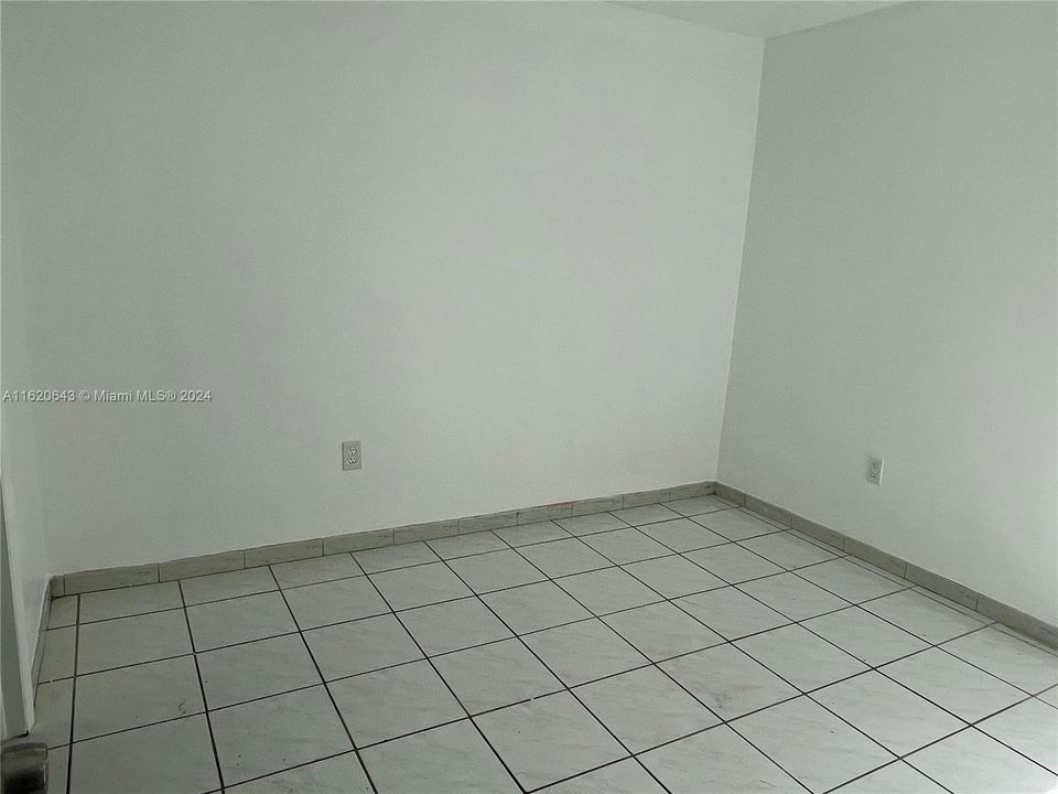 Recently Rented: $2,450 (2 beds, 2 baths, 789 Square Feet)