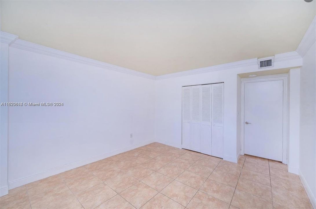 For Sale: $1,150,000 (2 beds, 2 baths, 1260 Square Feet)