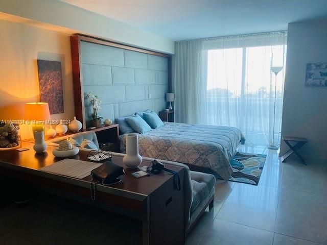 Recently Rented: $2,300 (0 beds, 1 baths, 443 Square Feet)