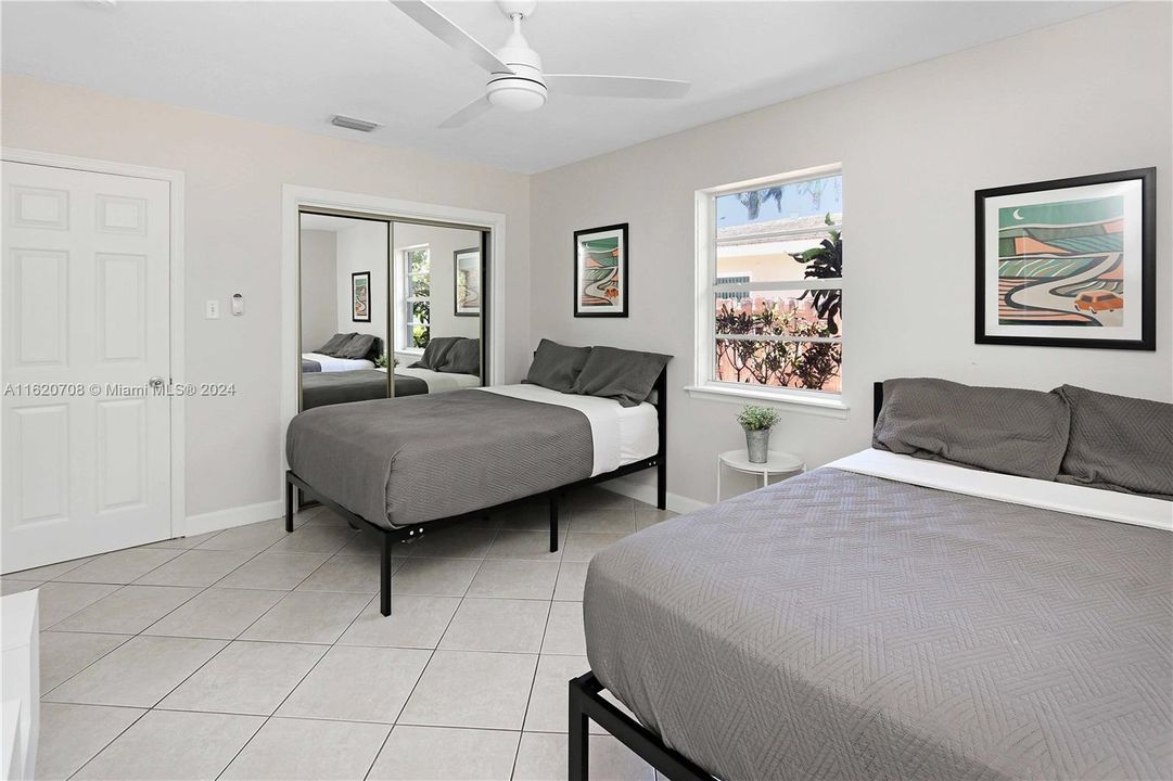 Recently Sold: $699,000 (3 beds, 2 baths, 1585 Square Feet)