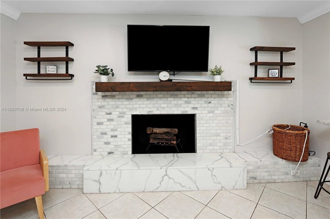 Recently Sold: $699,000 (3 beds, 2 baths, 1585 Square Feet)