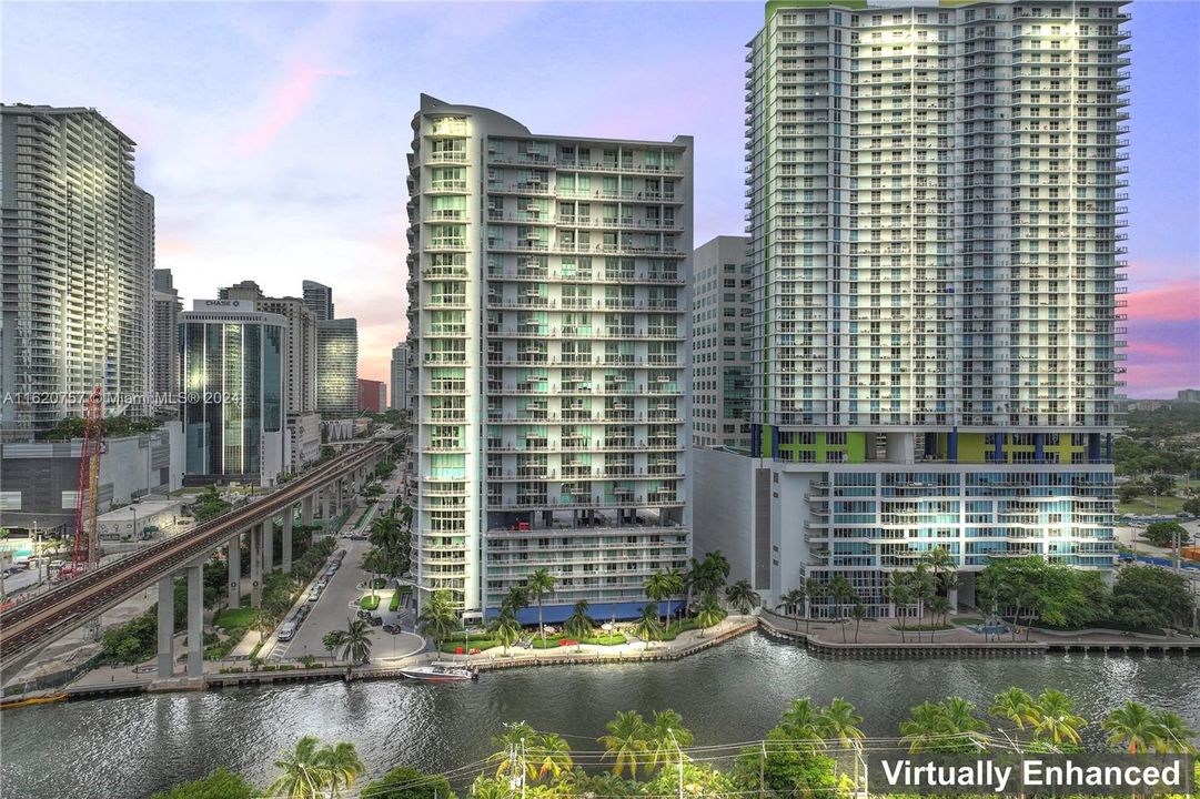 Recently Sold: $440,000 (1 beds, 1 baths, 795 Square Feet)