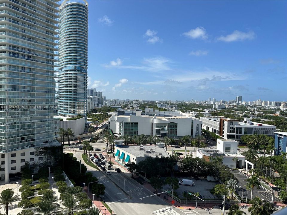 For Sale: $2,000,000 (2 beds, 2 baths, 1437 Square Feet)