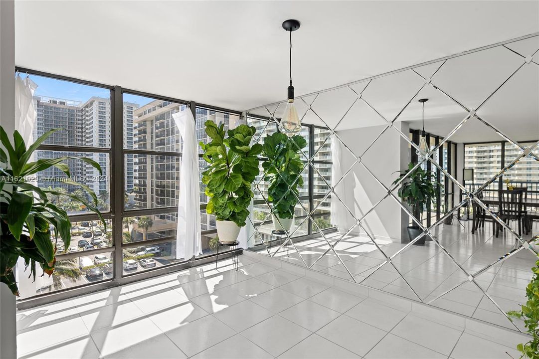 Vendido Recientemente: $425,000 (2 camas, 2 baños, 1360 Pies cuadrados)