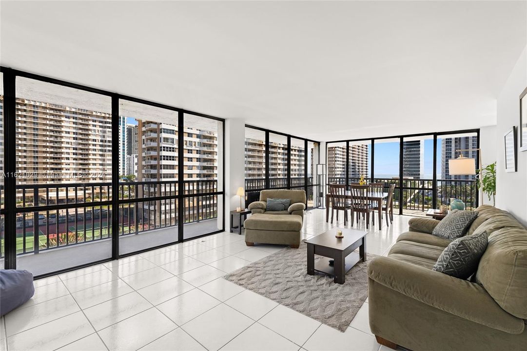 Vendido Recientemente: $425,000 (2 camas, 2 baños, 1360 Pies cuadrados)