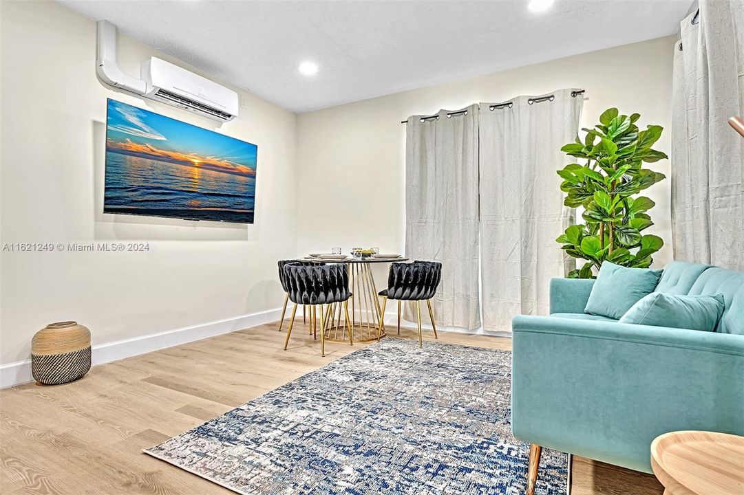 Active With Contract: $700,000 (0 beds, 0 baths, 1336 Square Feet)