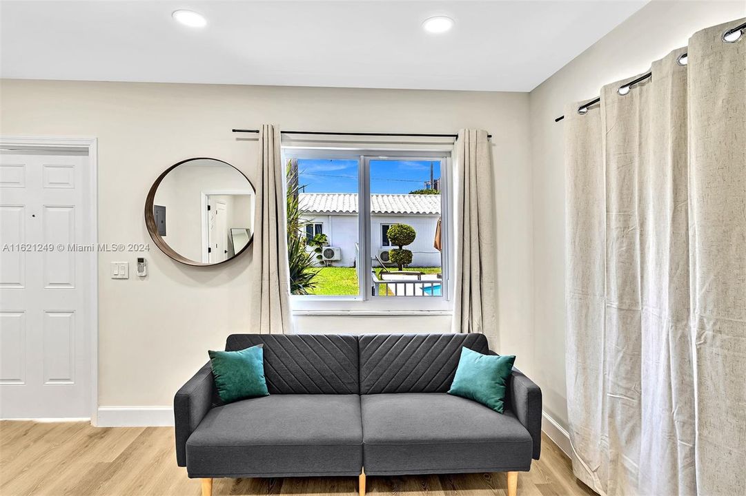 Active With Contract: $700,000 (0 beds, 0 baths, 1336 Square Feet)