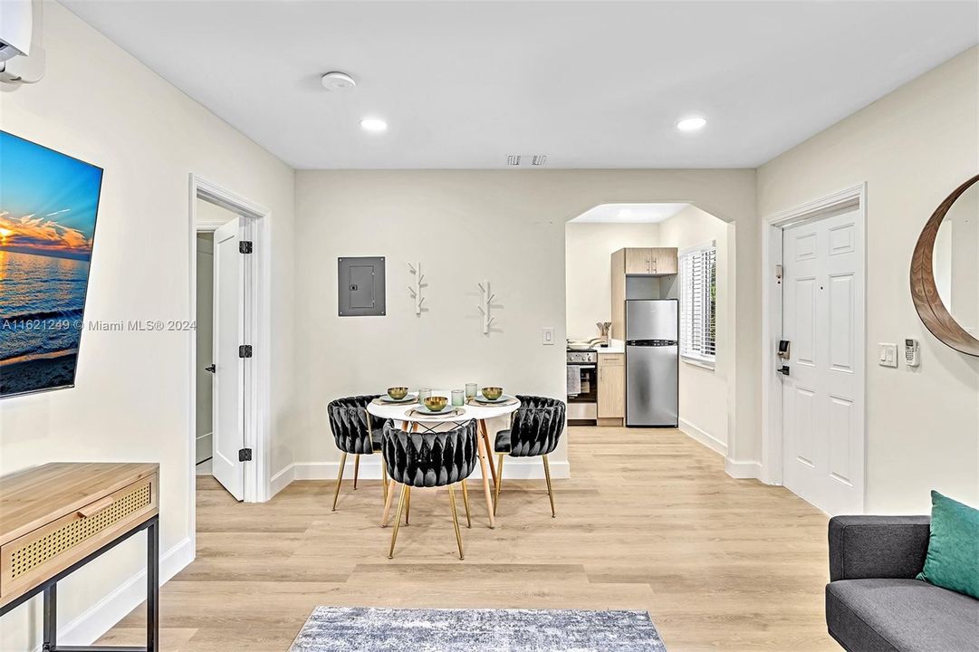 Active With Contract: $700,000 (0 beds, 0 baths, 1336 Square Feet)