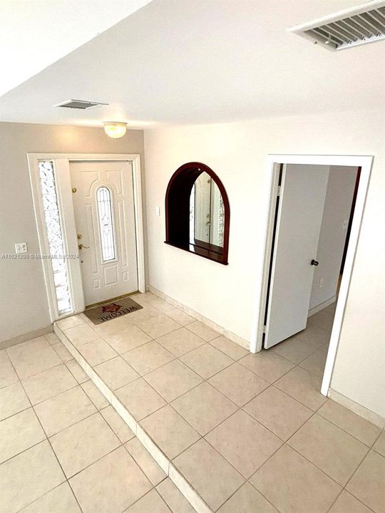 Recently Rented: $4,200 (4 beds, 2 baths, 2223 Square Feet)