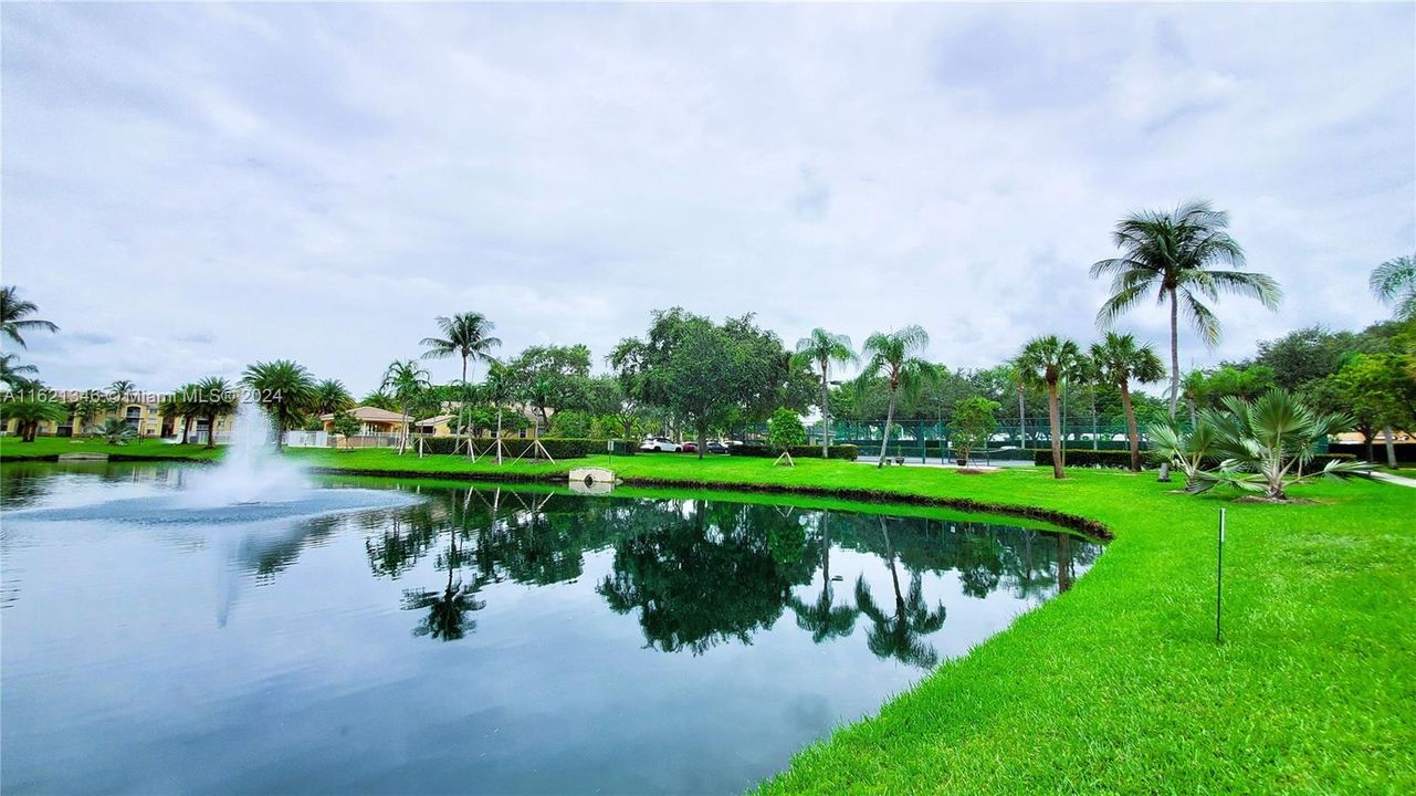 Recently Rented: $2,200 (2 beds, 2 baths, 1124 Square Feet)